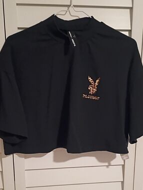 PLAYBOY Black Cropped Tee with Leopard Bunny Logo